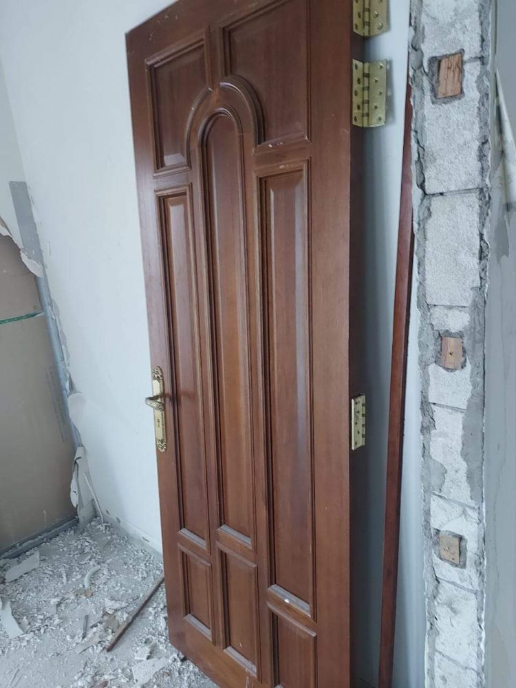 THU MUA CỬA CŨ TẠI NHÀ